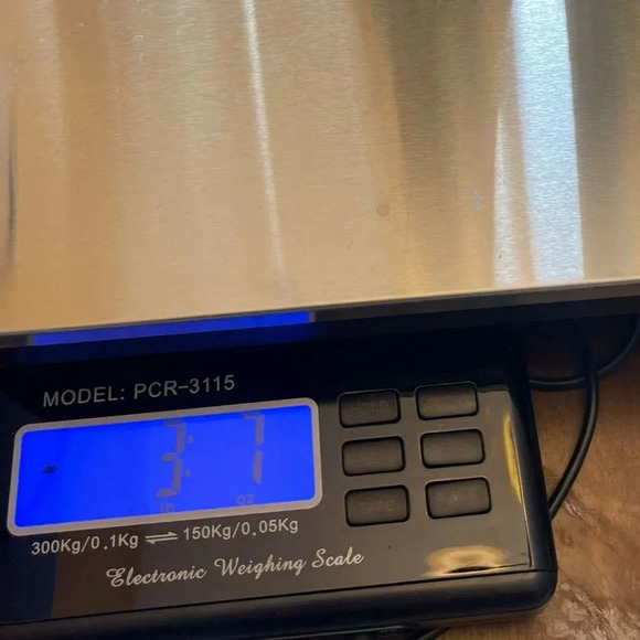 Vintage Collection Tall Milk Glass Single Stem Bud Vase White Sz 8" - Picture 5 of 8